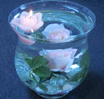 Centerpiece craft ideas - floating flower centerpiece